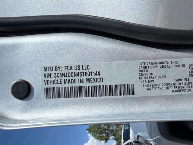 Used 2025 Silver Zynith Jeep Limited image 15