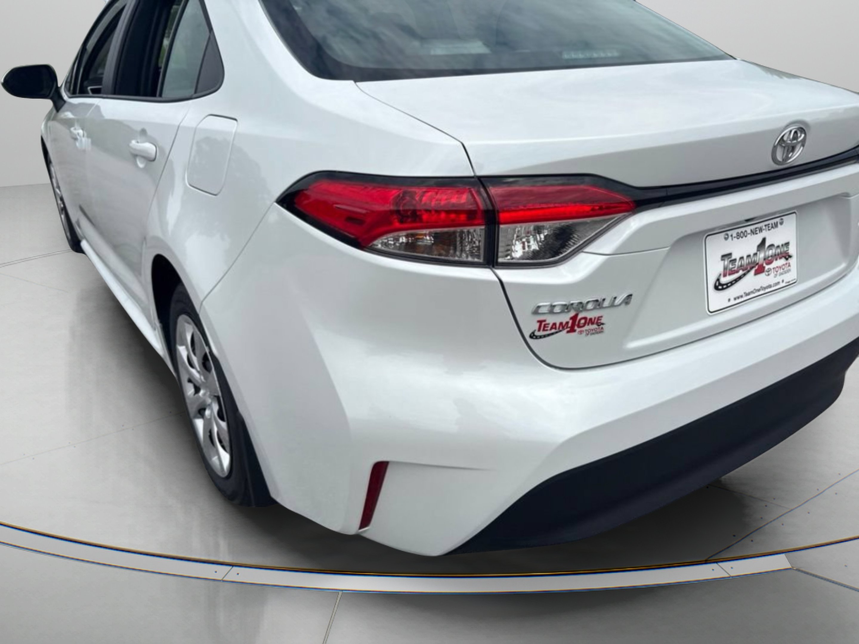 New 2026 Wind Chill Pearl Toyota LE image 6