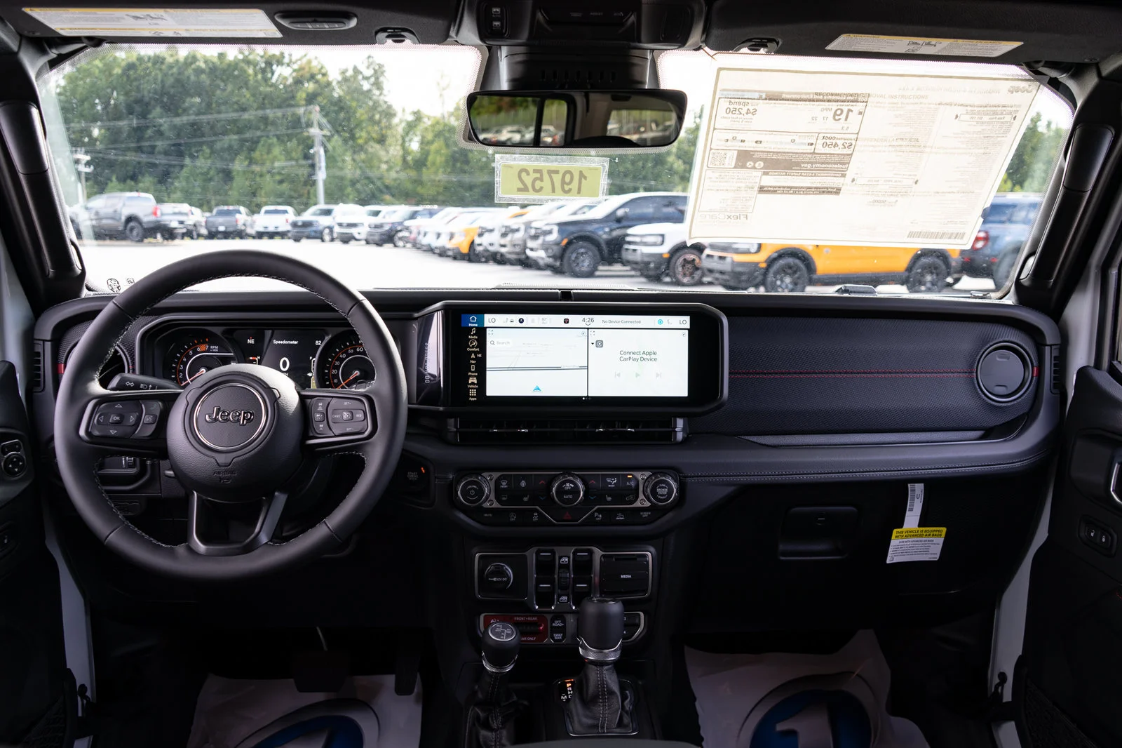 New 2027 Bright White Clear-Coat Paint Jeep Rubicon X image 36