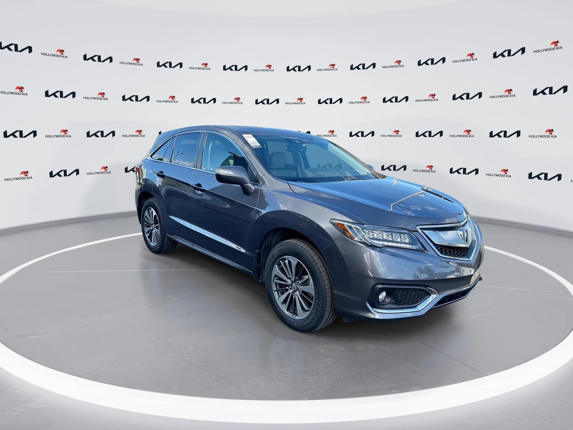 Used 2018 Gray Acura Advance Package image 2