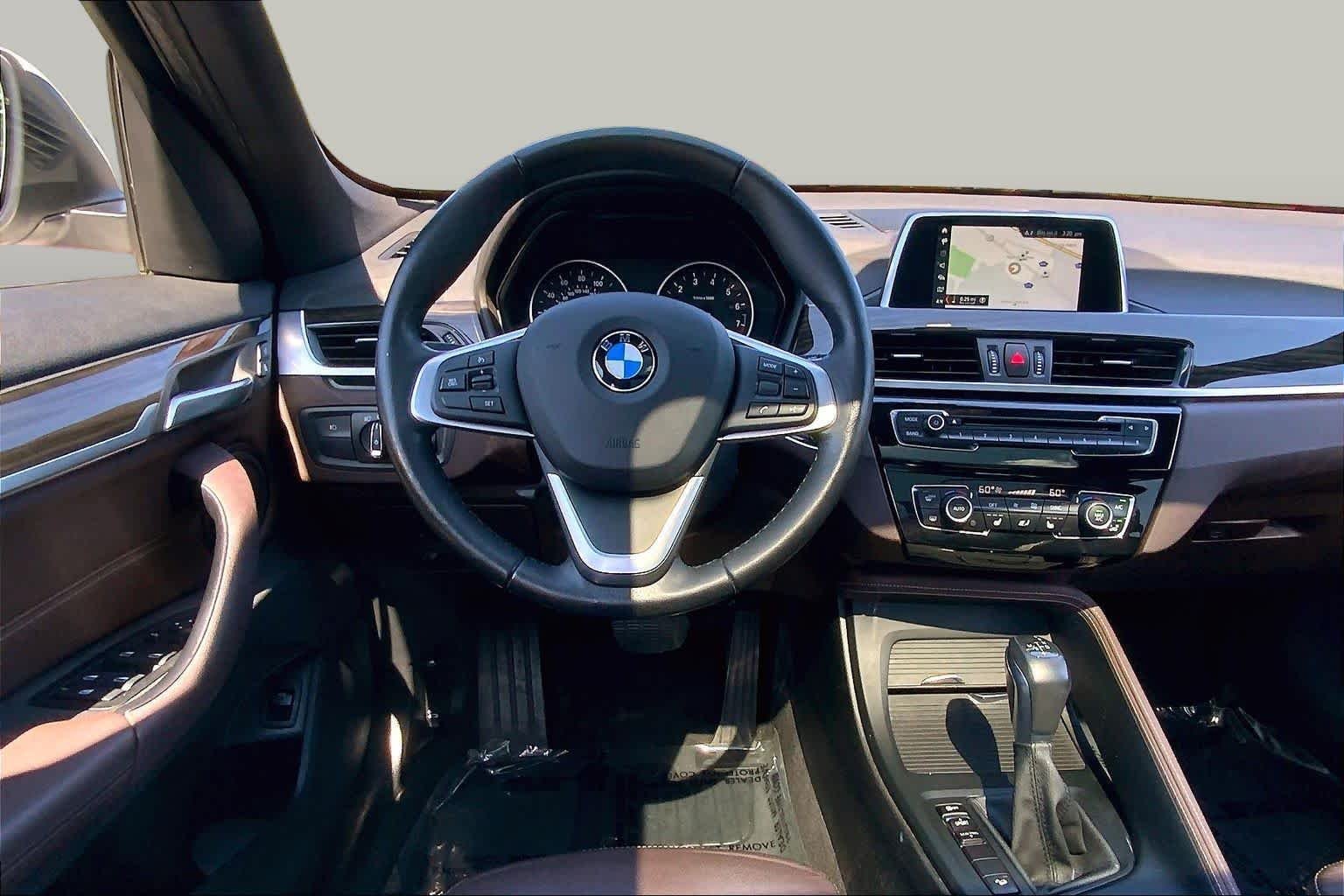Used 2018 Alpine White BMW xDrive28i image 5