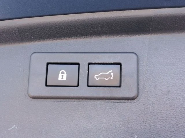Used 2020 Blue Subaru Limited image 33
