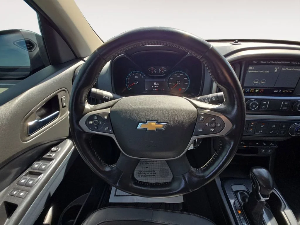 Used 2022 Black Chevrolet Z71 image 12