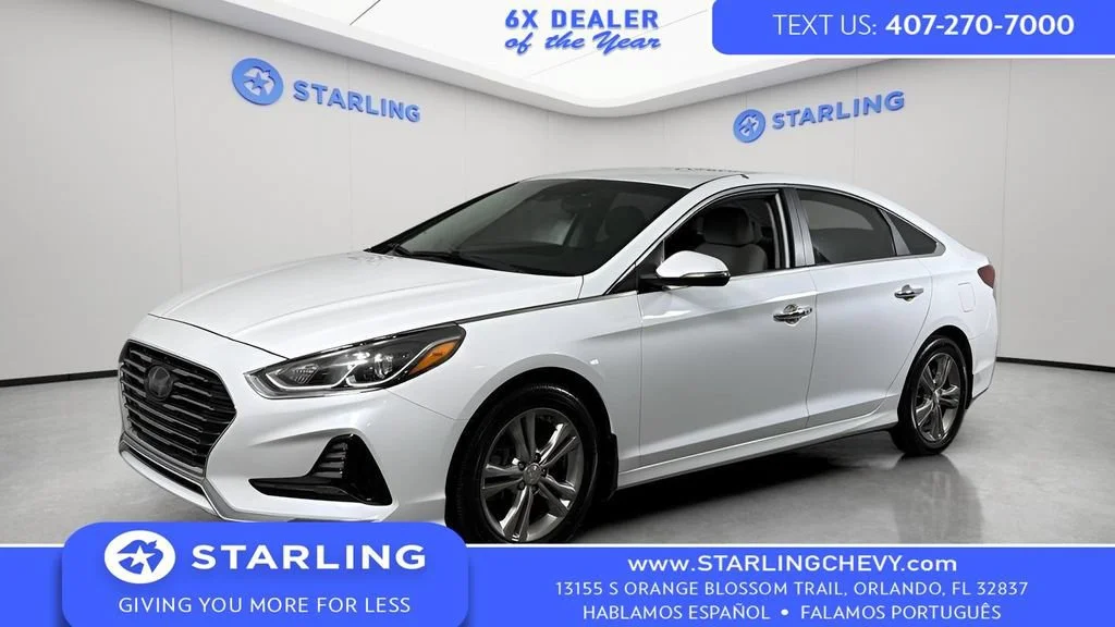 Used 2018 White Hyundai SEL image 1
