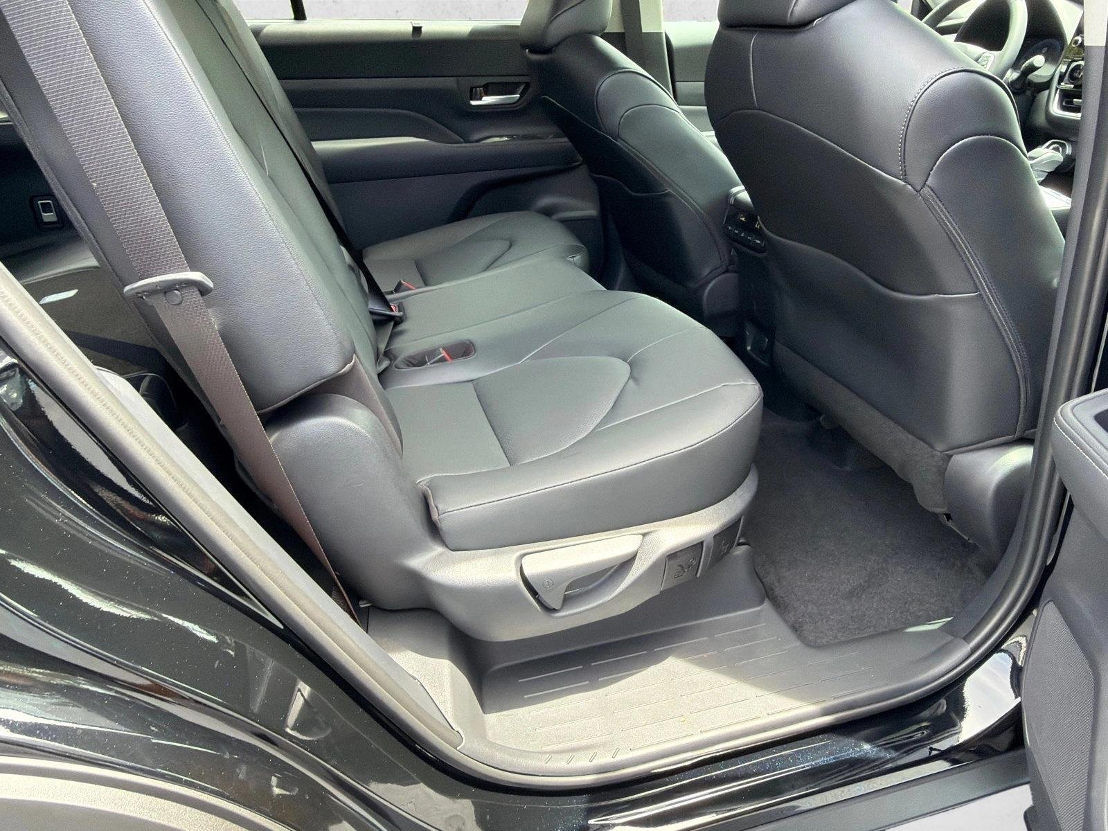 Used 2026 Midnight Black Metallic Toyota XLE image 15