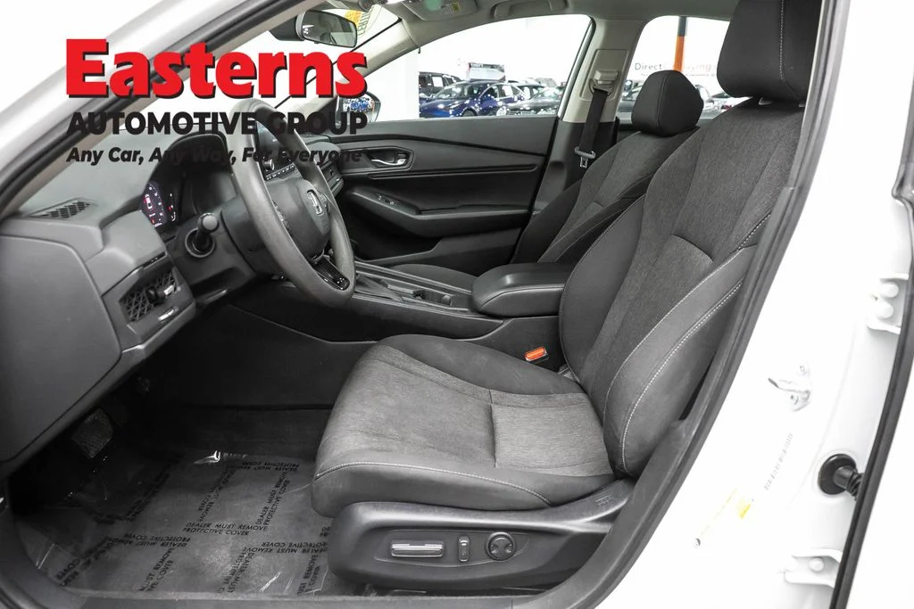Used 2024 White Honda EX image 13