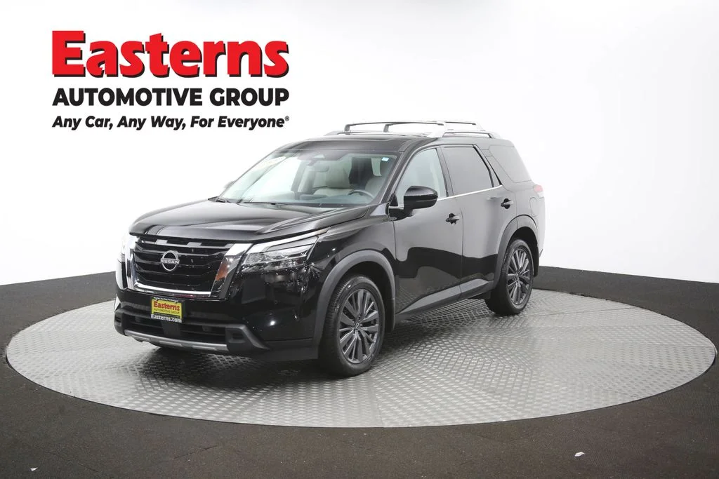 Used 2023 Black Nissan SL image 58