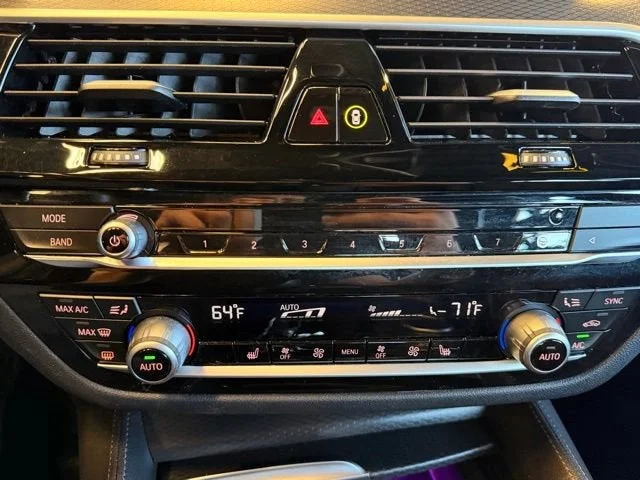 Used 2023 Dark Graphite Metallic BMW 530i xDrive image 19