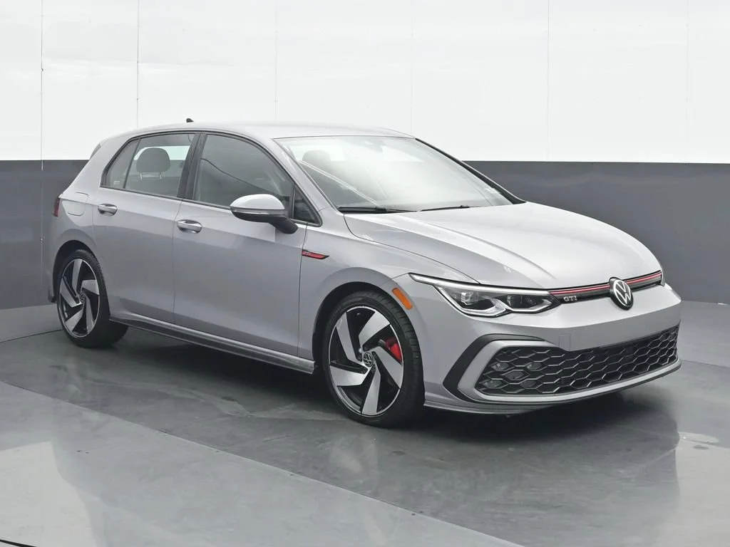 Used 2024 Gray Volkswagen 2.0T S image 9
