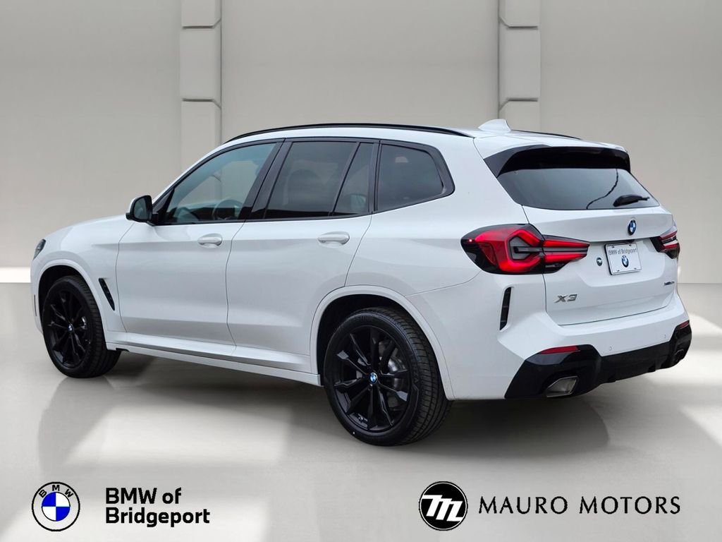 Used 2024 White BMW xDrive30i image 4