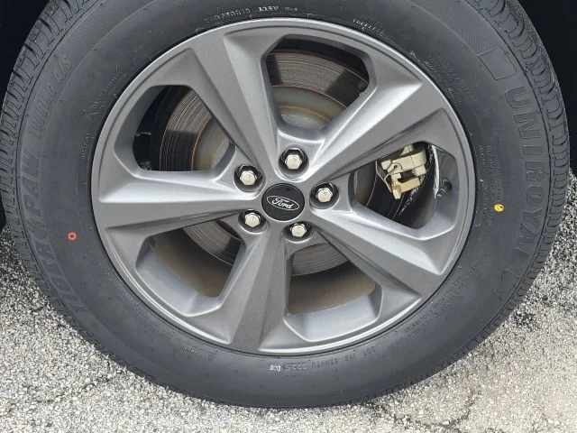Certified Used 2023 Gray Ford SEL image 12