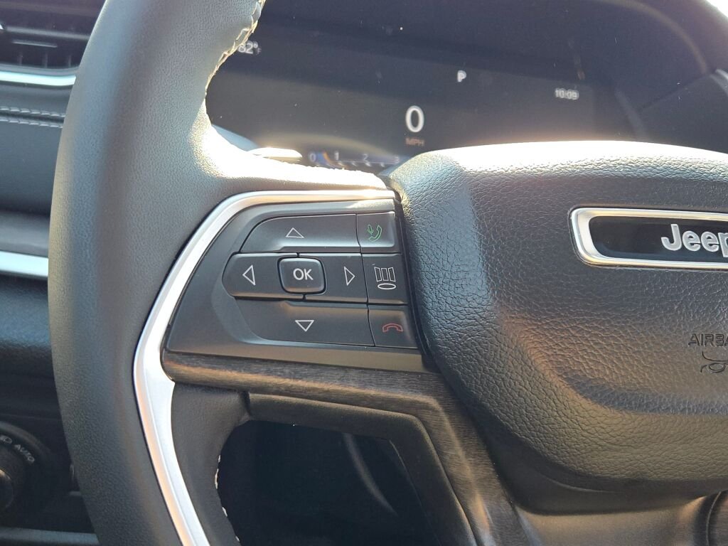 Used 2024 Gray Jeep Limited image 30
