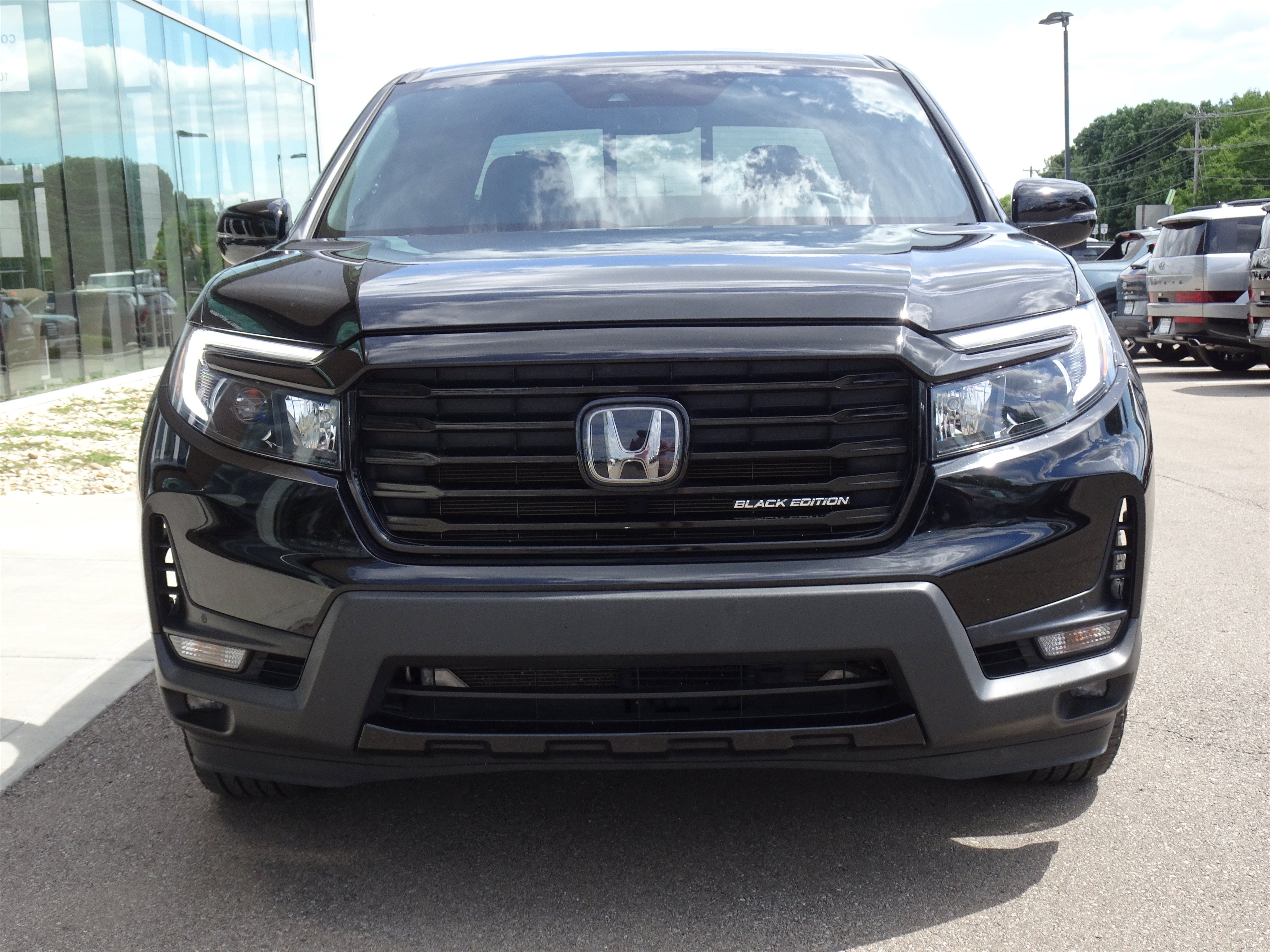 Used 2023 Crystal Black Pearl Honda Black Edition image 7