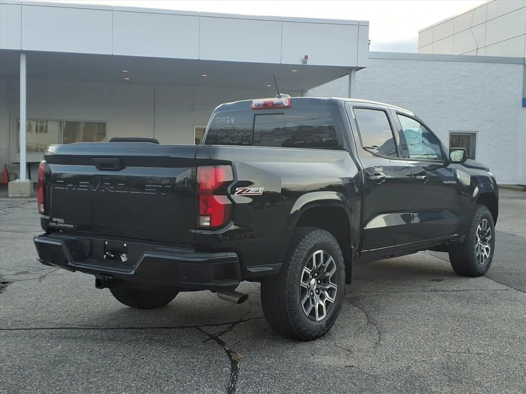 New 2026 Black Chevrolet Z71 image 9