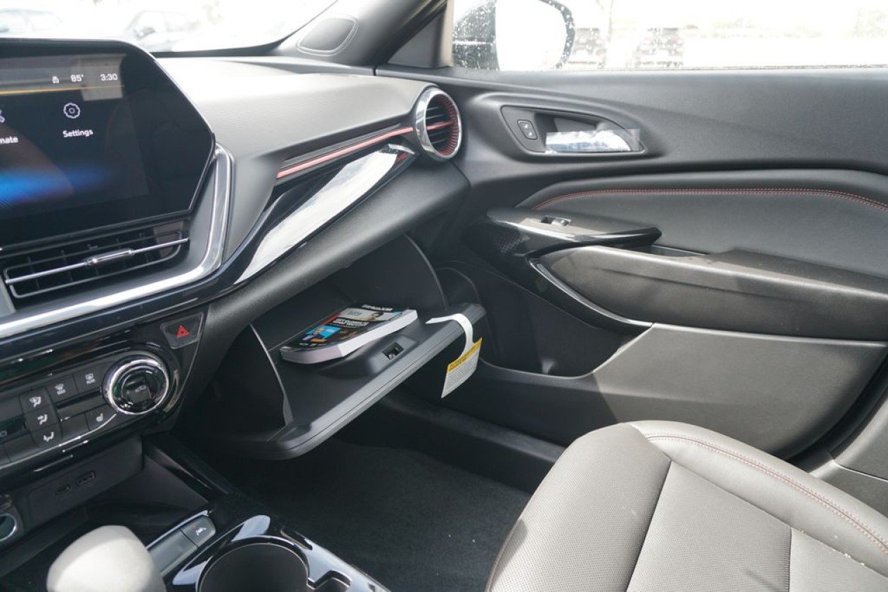 New 2026 Sterling Gray Metallic Chevrolet 2RS image 30