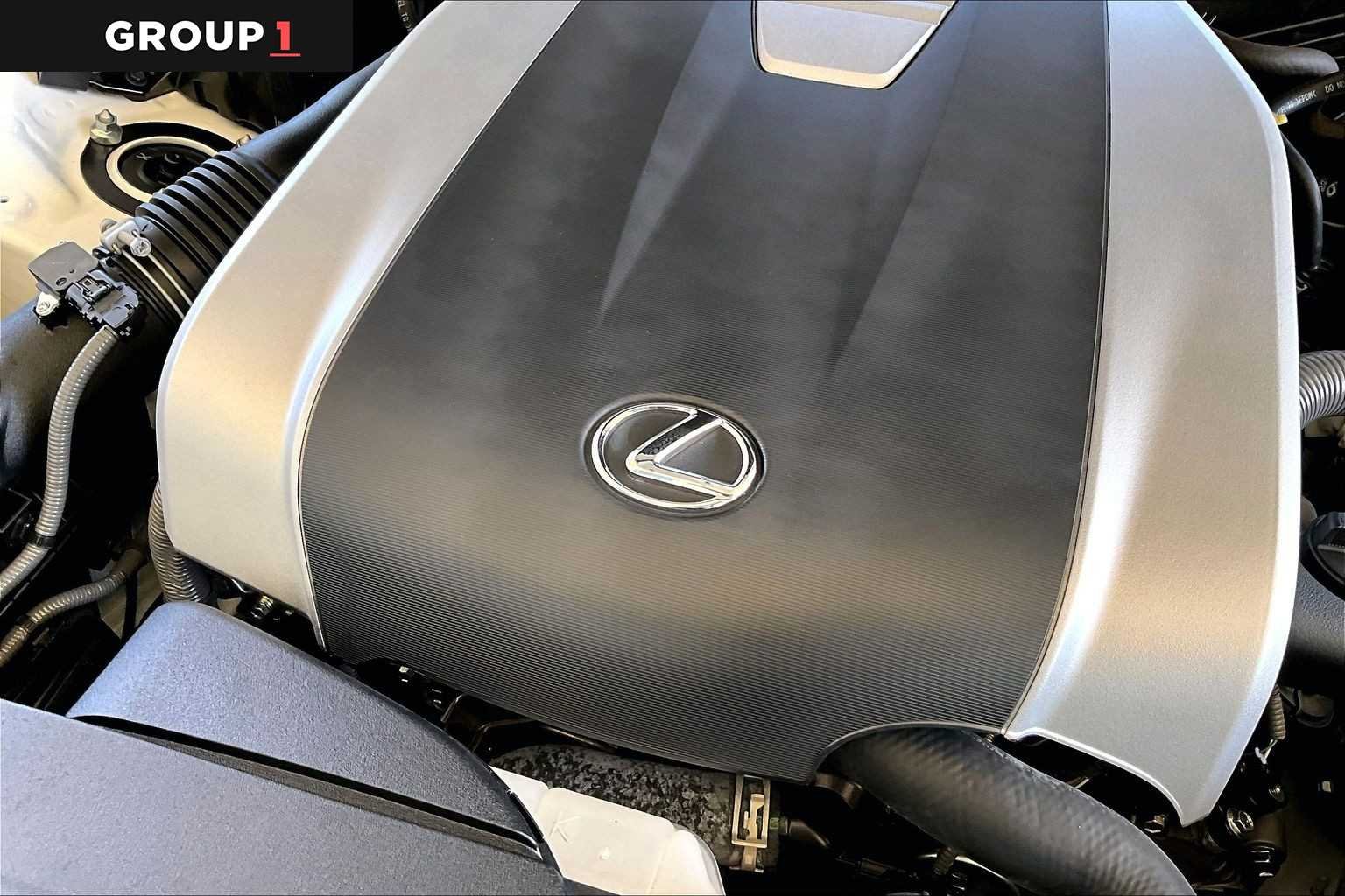 Certified Used 2025 ULTRA WHITE Lexus F SPORT Design image 31