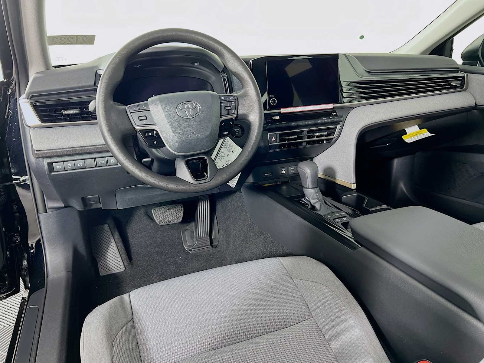 2026 Toyota Camry — photo 7
