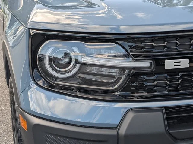 New 2026 Azure Gray Metallic Tri-Coat Ford Outer Banks® image 9