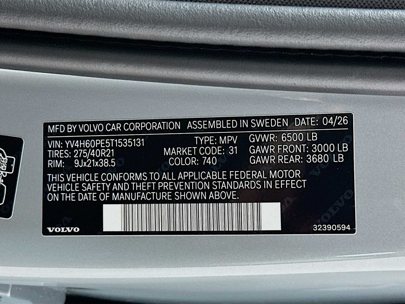 New 2026 Vapour Grey Volvo Plus image 31