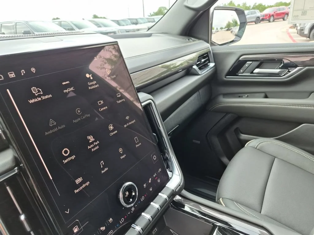 New 2026 Sterling Metallic GMC Elevation image 28
