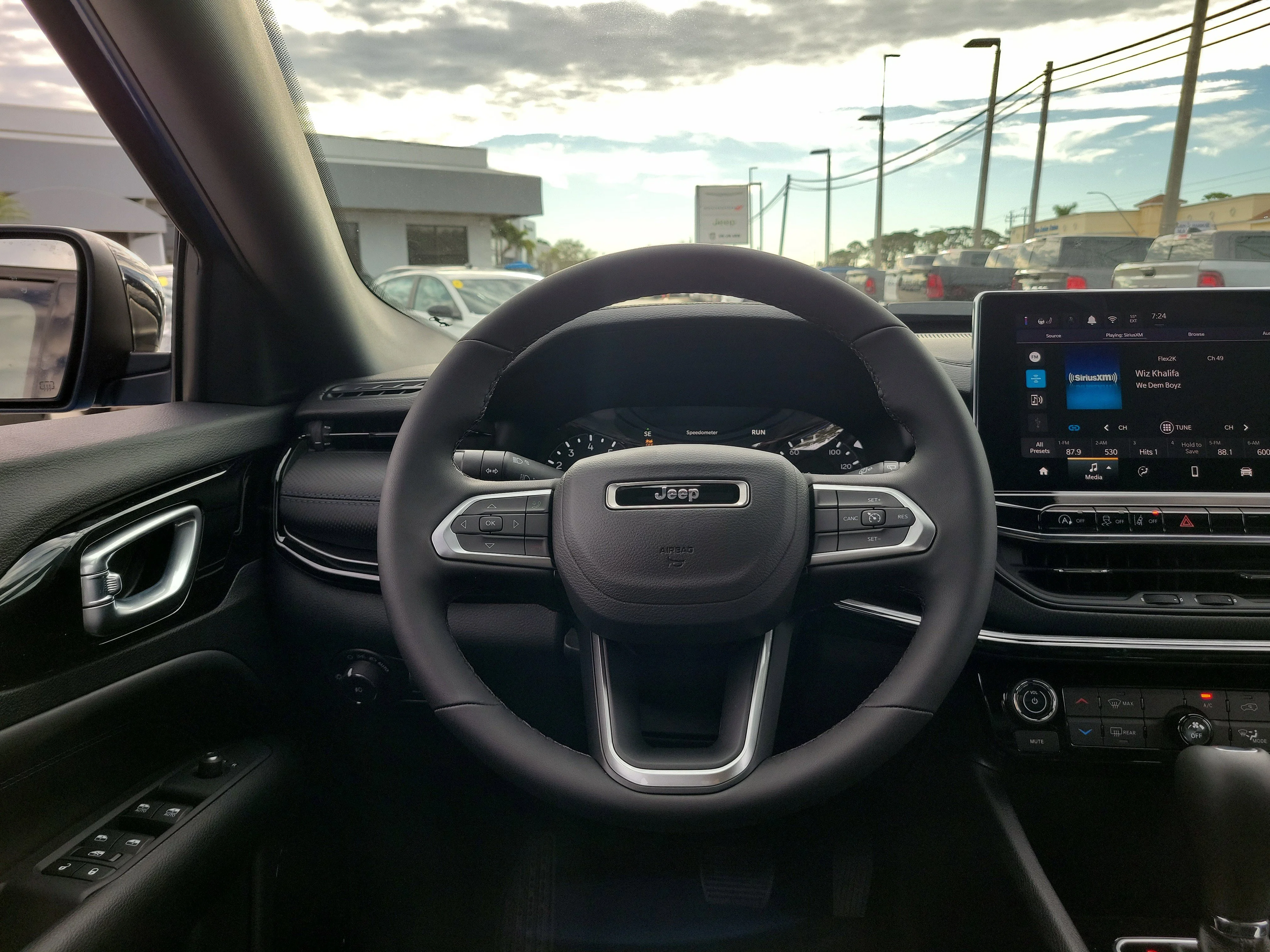 New 2026 Hydro Blue Pearlcoat Jeep Latitude image 7