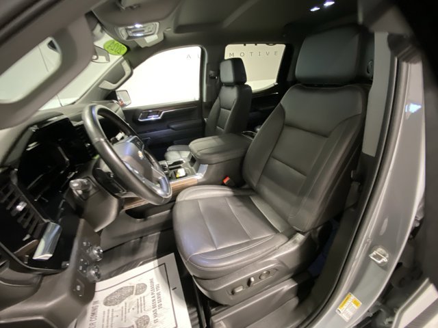 Used 2024 Slate Gray Metallic Chevrolet LT image 18