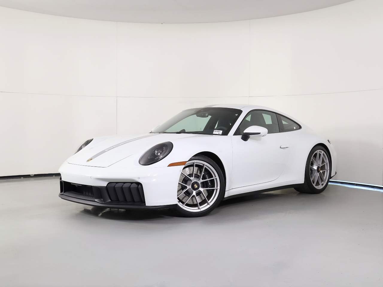 2025 Porsche 911 GTS