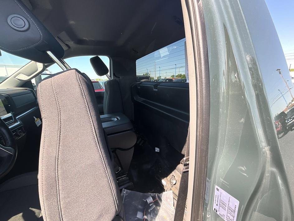 Used 2025 Gray Chevrolet LT image 35