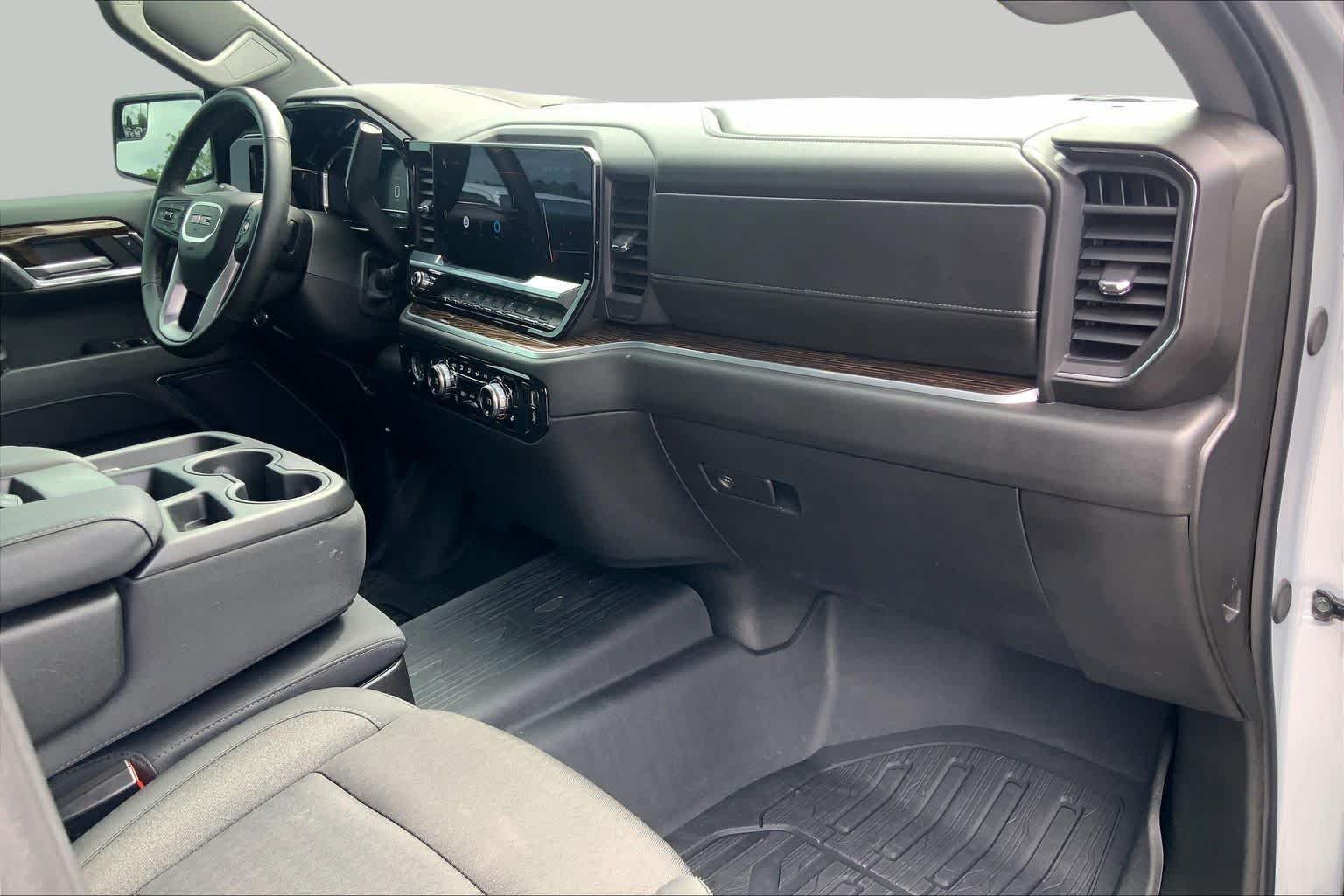 Used 2024 Thunderstorm Gray GMC Elevation image 17