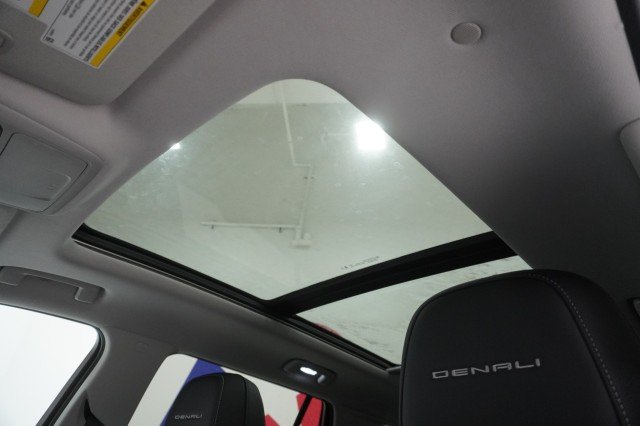 2027 GMC Terrain Denali - Photo 21