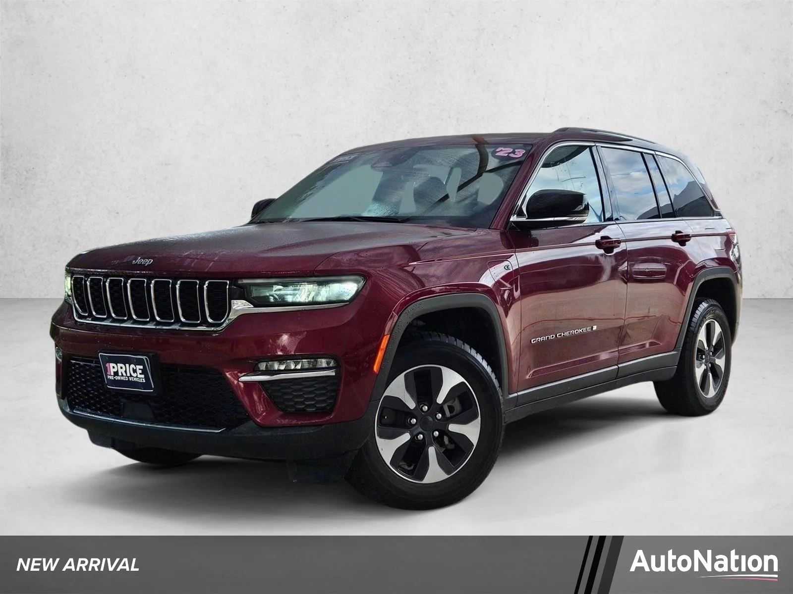 2023 Jeep Grand Cherokee 4xe 4x4's photo