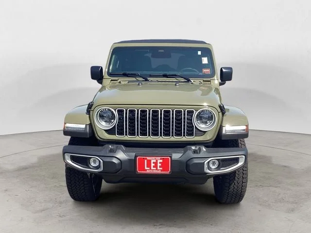 New 2026 41 Jeep 4-DOOR SAHARA image 9
