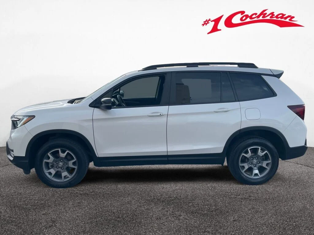 Certified Used 2023 Platinum White Pearl Honda TrailSport image 23