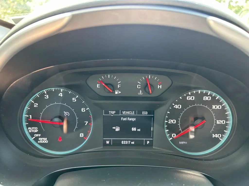 Used 2024 Gray Chevrolet LT image 24