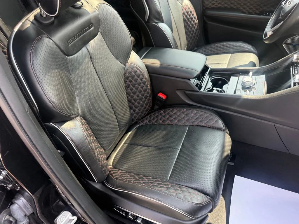 Certified Used 2023 Black Jeep Summit 4xe image 60