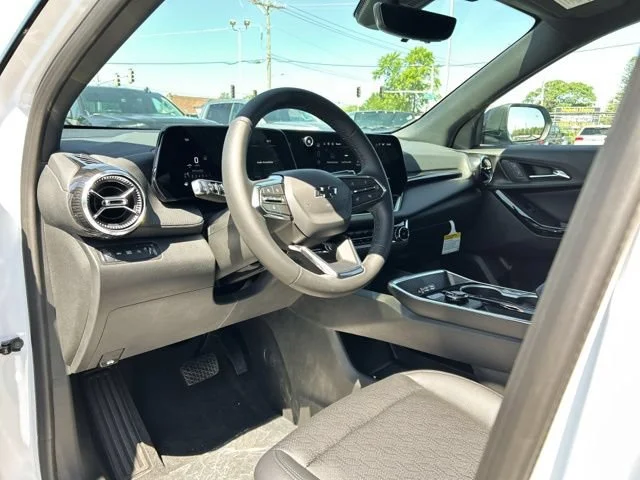 2026 Chevrolet Equinox LT - Photo 26