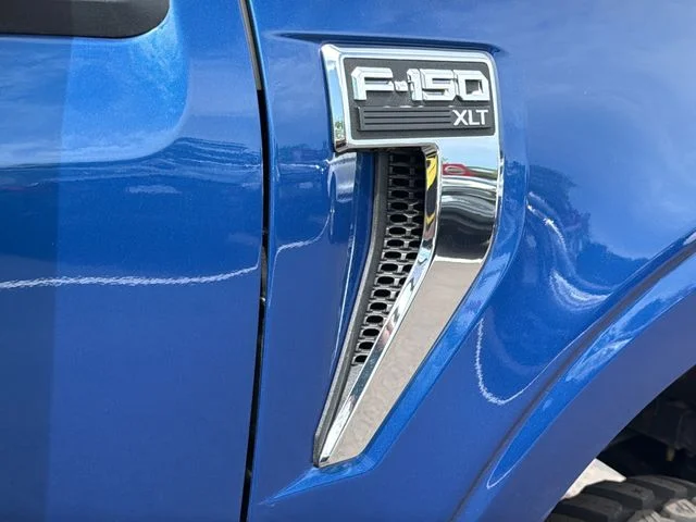 Used 2025 Blue Ford XLT image 31