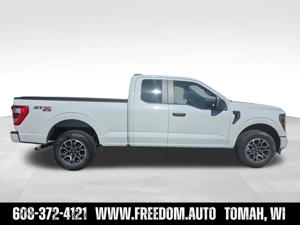 Used 2023 White Ford XL image 7