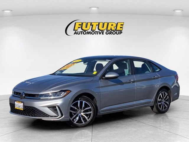 Used 2025 Silver Volkswagen 1.5T SE image 8
