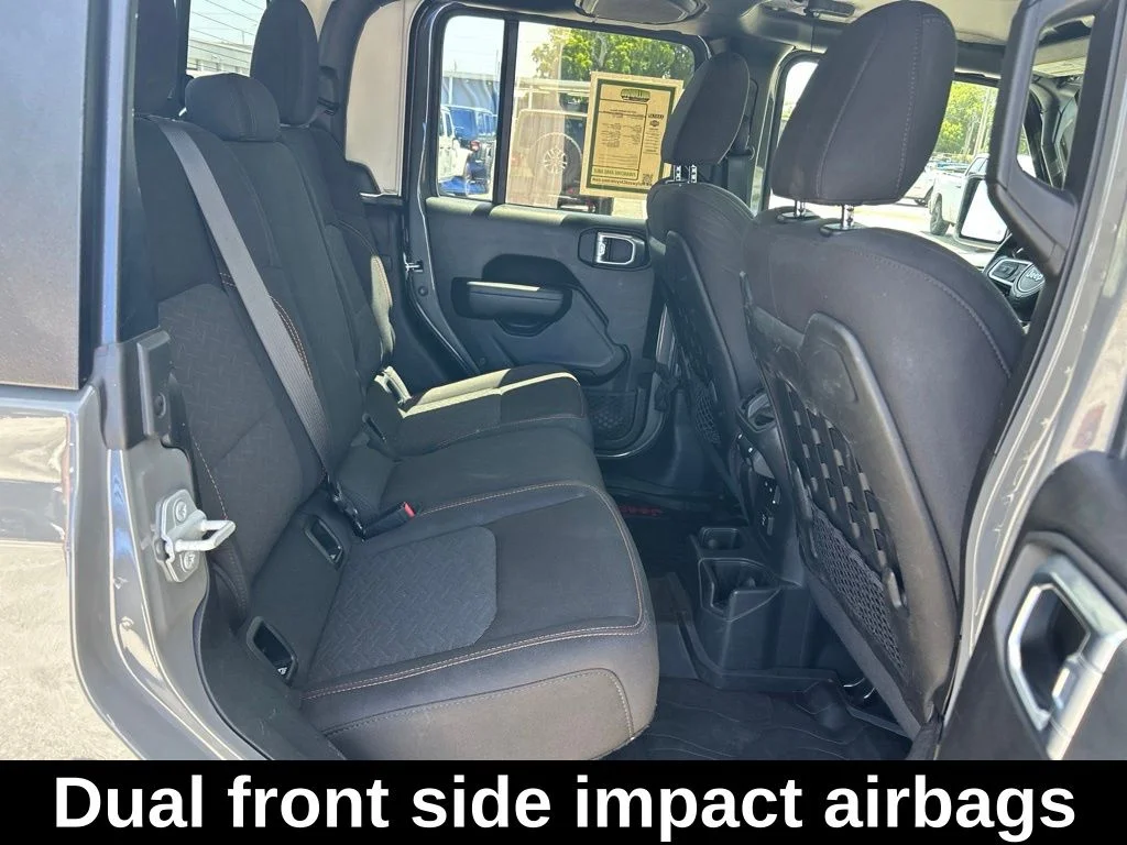 Used 2022 Gray Jeep Mojave image 30