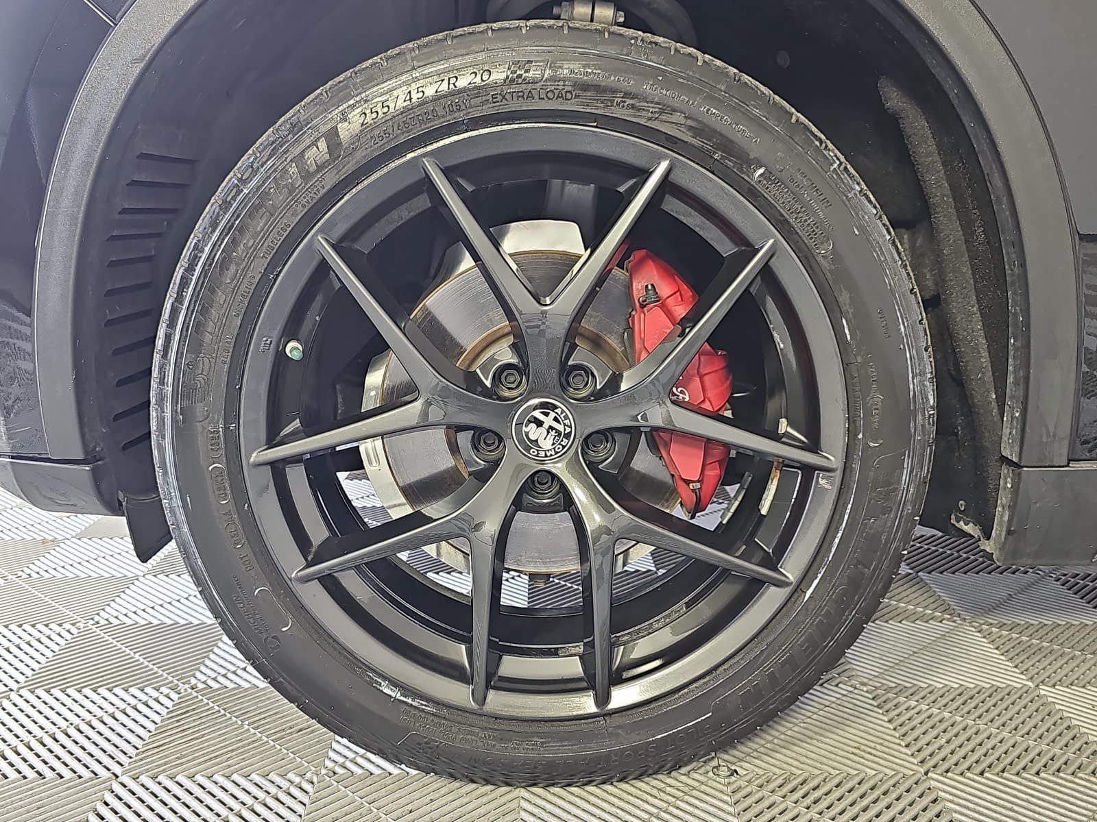 Used 2020 Black Alfa Romeo Base image 10