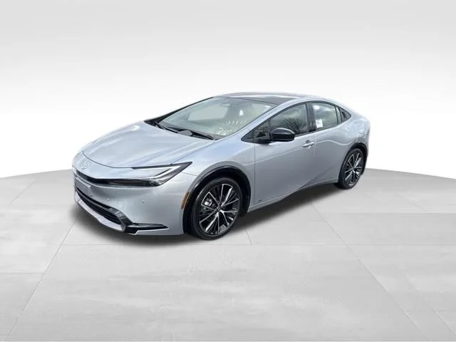2026 Toyota Prius XLE AWD's photo