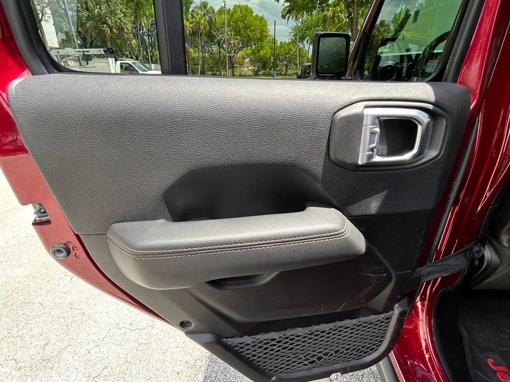 Used 2022 Red Jeep Unlimited Rubicon 392 image 48
