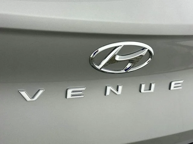 New 2026 Silver Hyundai SEL image 22