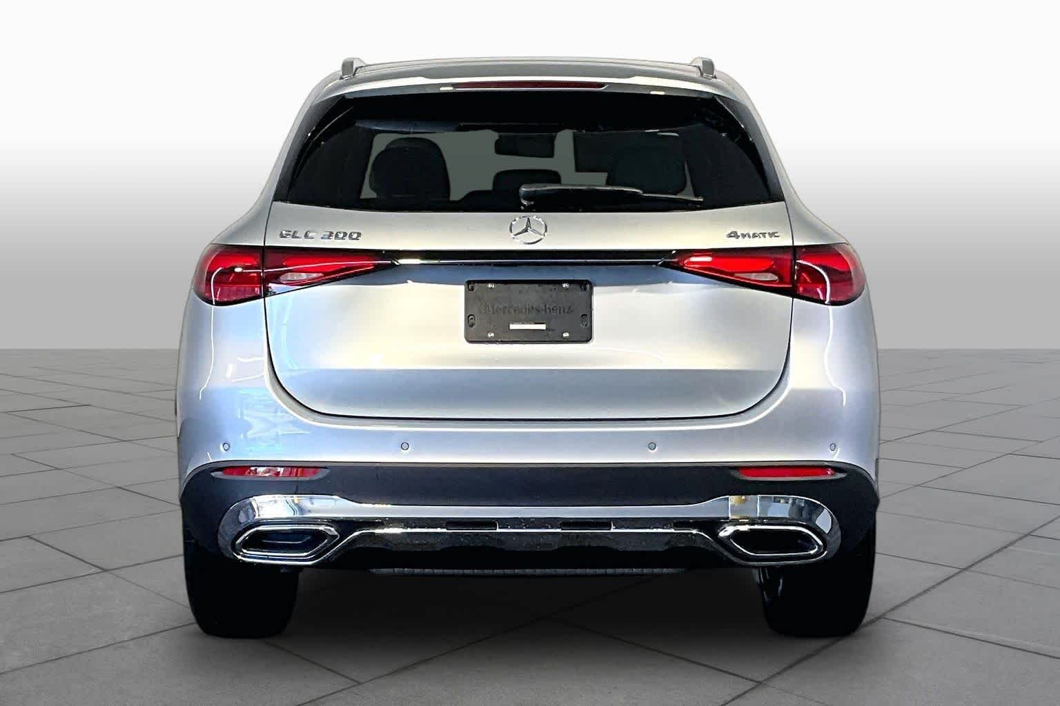 New 2026 Cirrus Silver Metallic Mercedes-Benz GLC 300 image 4