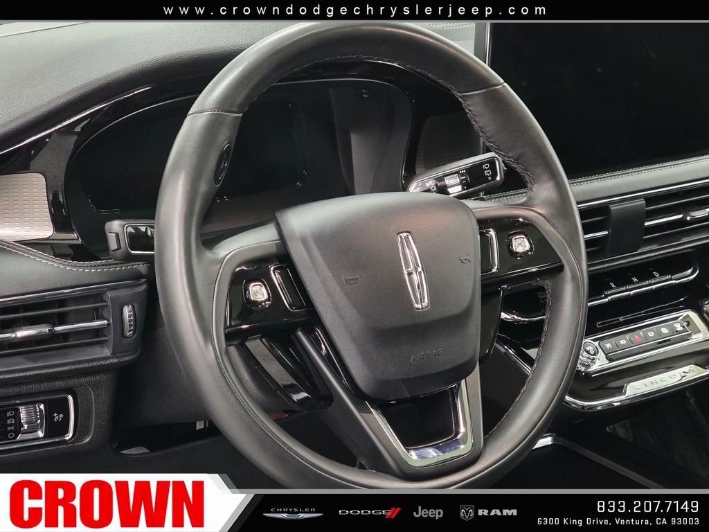 Used 2024 Black Lincoln Grand Touring image 25
