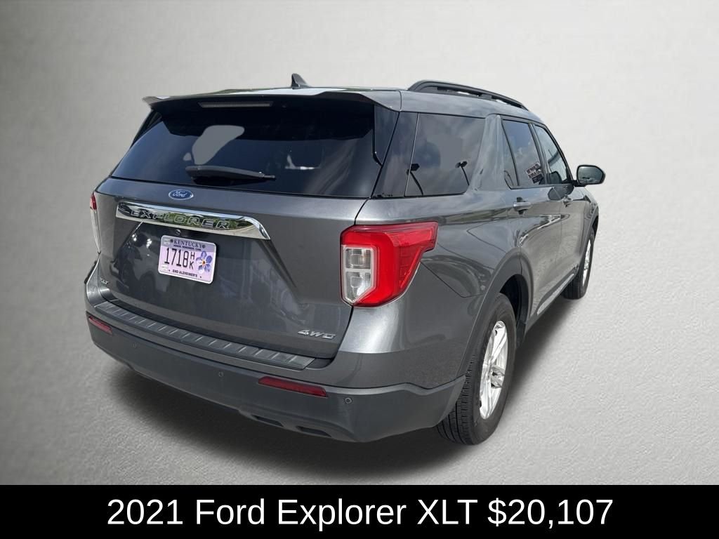 Used 2021 Gray Metallic Ford XLT image 3