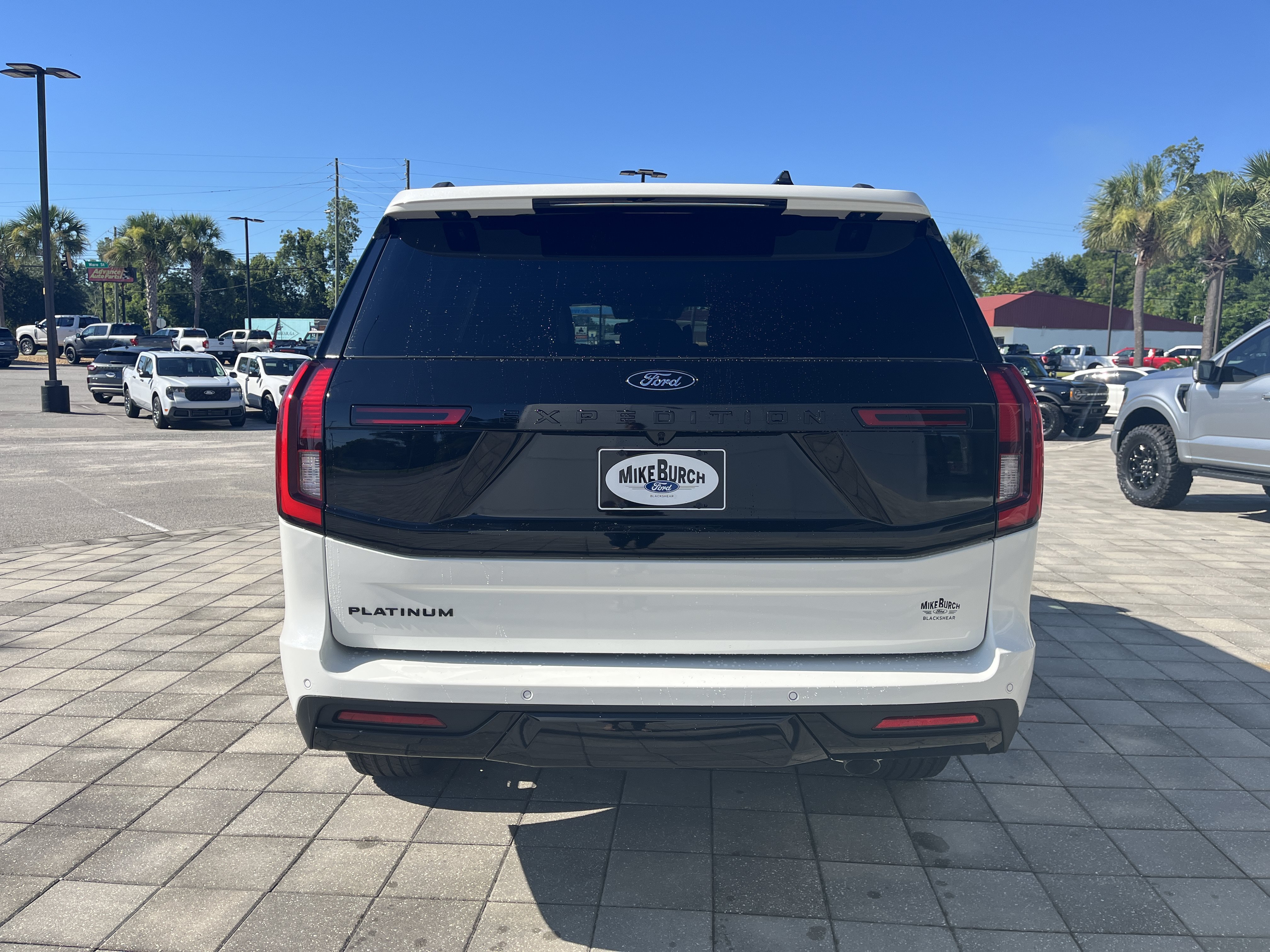 New 2026 Star White Metallic Tri-Coat Ford Platinum® image 5