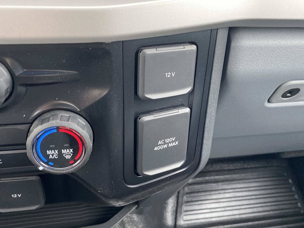 New 2026 Avalanche Ford F-350® XLT image 17