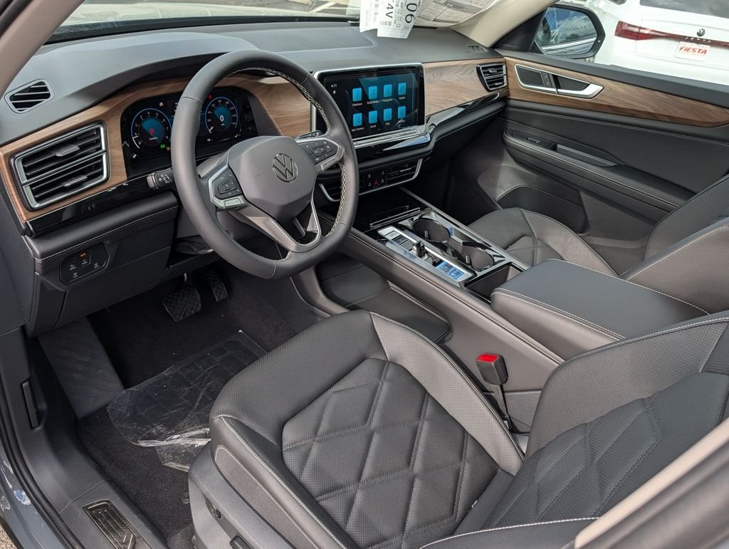 2026 Volkswagen Atlas SE w/Tech - Photo 10